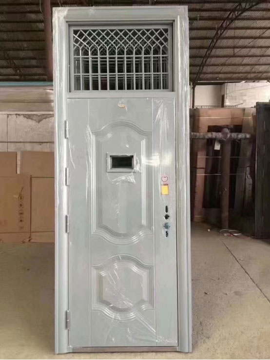 三原学校教室门