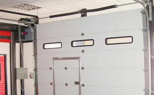 三原工业提升门的安装方法