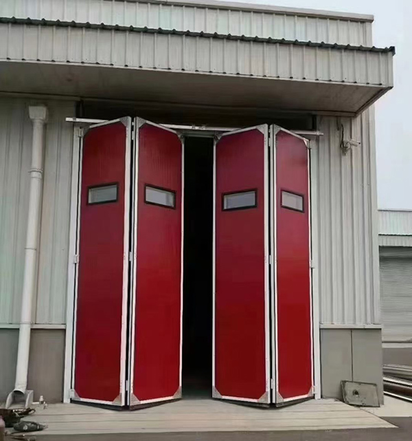 三原工业折叠门在大型装配车间出入口的应用实例