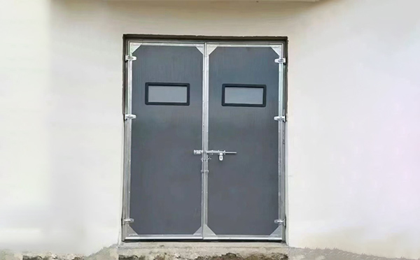 三原工业门在高温作业区域的运行表现 三原工业门在高温作业区域的运行表现